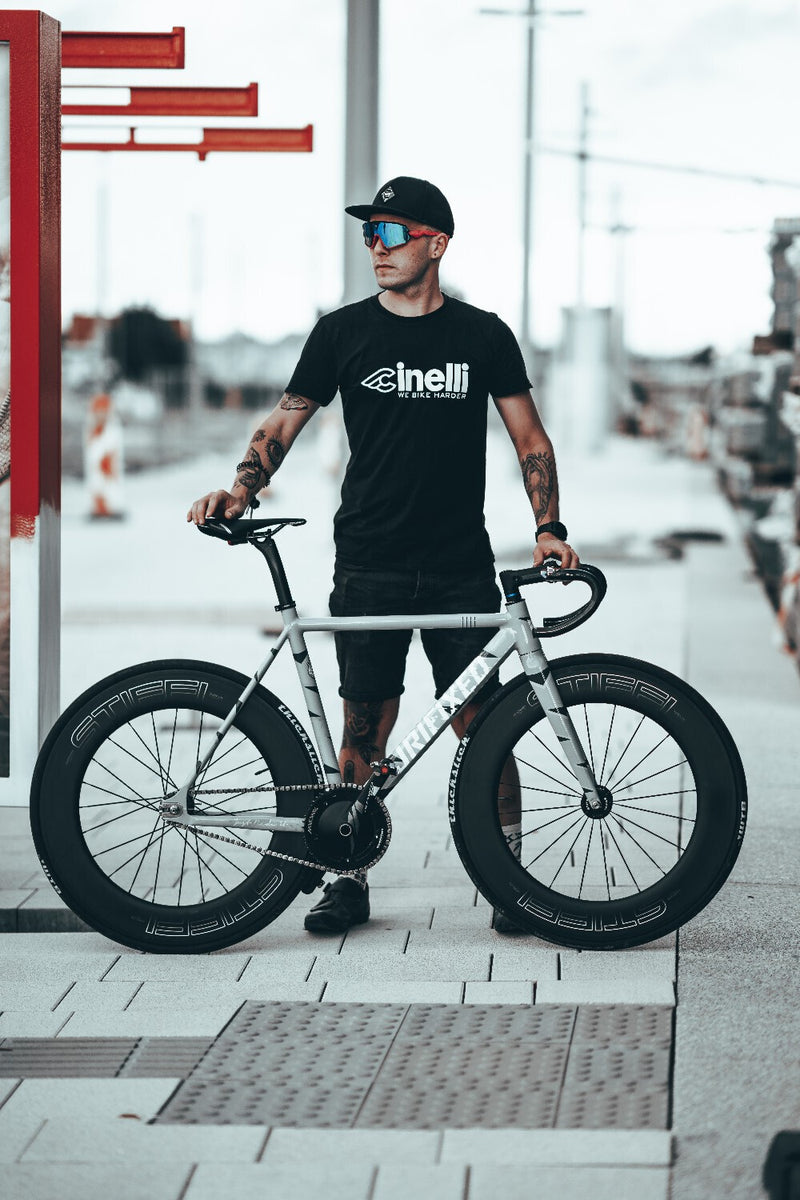 Why Ride Fixed Gear? Secrets of Fixed Gear Riding